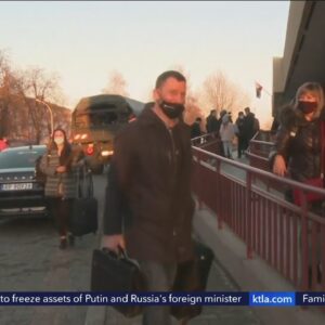 Conflict forces many Ukrainians to flee to neighboring countries