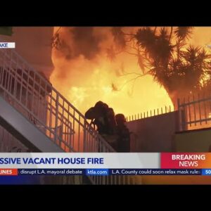 Firefighters knock down pair of L.A. fires
