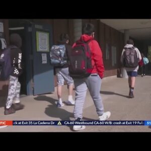 LAUSD drops outdoor mask requirement