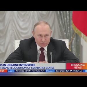 Putin recognizes Moscow-backed rebel regions in eastern Ukraine
