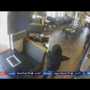 Video shows Irvine restaurant robbed at gunpoint