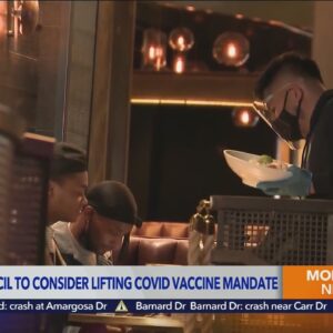 L.A. City Council to consider lifting COVID vaccine requirement