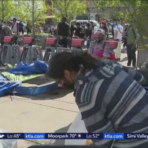 L.A. clearing homeless encampment in Little Tokyo