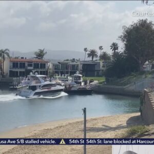 Stolen yacht hits boats during chase across Newport Beach harbor