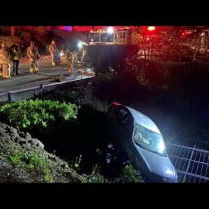 One person hospitalized after car crashes into Goleta apartments and into drainage ditch