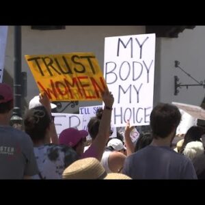 Santa Barbara locals rally downtown in Planned Parenthood’s “Bans Off Our Bodies” ...