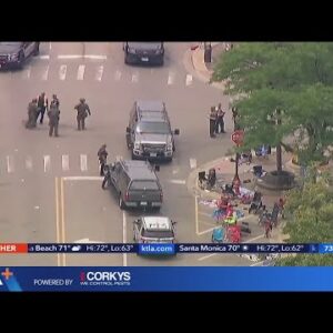 6 dead, dozens wounded in shooting at 4th of July parade in Chicago
