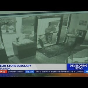 Burglars strike jewelry store in Yorba Linda