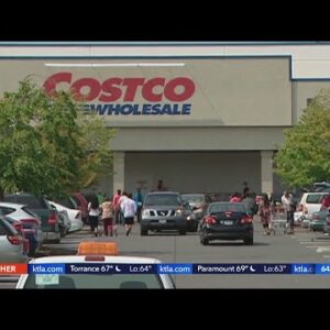 Costco raising prices on 2 food court items