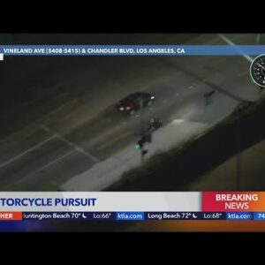 Speeding motorcycle leads authorities on chase through San Fernando Valley