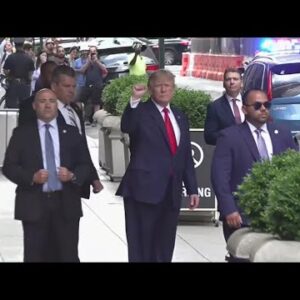 Trump arrives for testimony in New York investigation