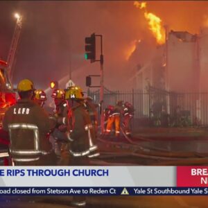 3 firefighters hurt battling church fire