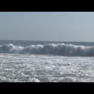 Lifeguards rescue 3 men caught in rip current off Venice Beach