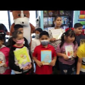 Robert Bruce Elementary School introduces book vending machine