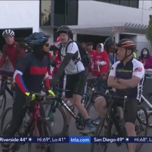 Bicyclists Ride for the Red in Camarillo