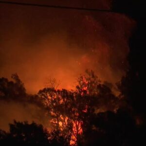 Brush fire breaks out in Goleta