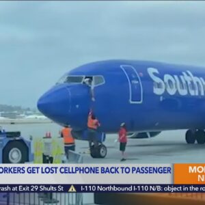 Southwest workers help get lost cellphone back to passenger