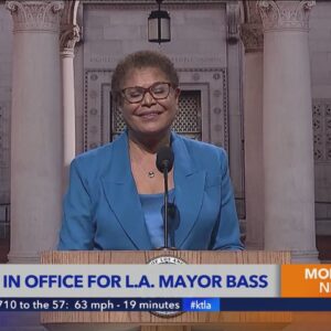 Karen Bass takes charge as Los Angeles mayor amid homeless crisis
