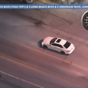 Authorities pursue reckless driver in Los Angeles County