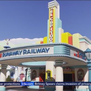 What to expect with Mickey & Minnie’s Runaway Railway ride at Disneyland