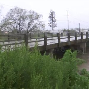 County officials issue evacuation warning for residents near Arroyo Grande Creek Levee