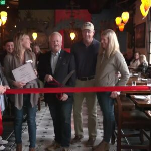 Augie's opens on State Street