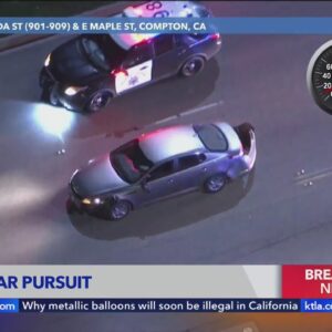 Authorities pursue high-speed stolen vehicle in Los Angeles