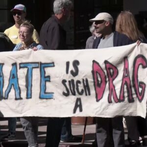 Protesters and supporters turn out at Santa Barbara drag story hour