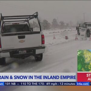 Winter storm paralyzes mountain travel