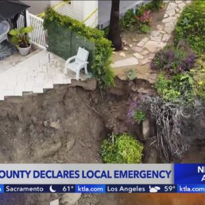 3 apartment buildings evacuated due to landslide in San Clemente