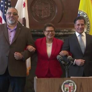 L.A. Unified School District and Mayor Karen Bass hold conference, district reaches agreement with S