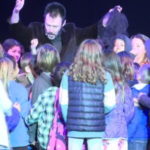 Hundreds turn out for Annual Magic Show at Lobero Theater