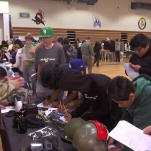 Hundreds of middle school students in Pismo Beach learn about different career options