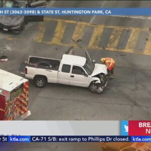 Police chase ends with a crash in Huntington Park