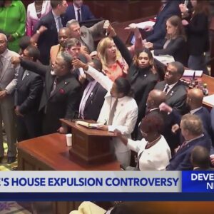 Tennessee House Republicans expel 2 of 3 Democrats over guns protest