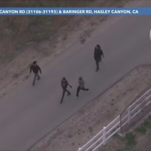 Officers pursue high-speed robbery suspects in Los Angeles County