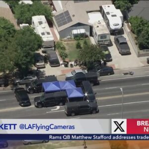 FBI, LAPD execute search warrant at home in Reseda