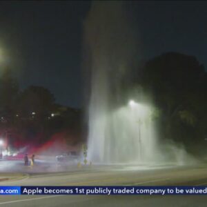 Hit and run driver strikes fire hydrant, floods street in Porter Ranch