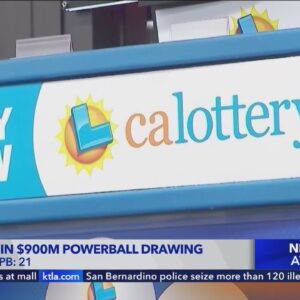 No winner in $900 million Powerball drawing