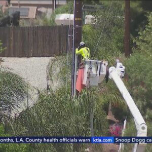 Riverside residents suffer through heatwave during power outage