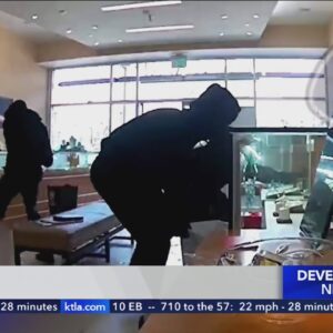 O.C. mash-and-grab robbery caught on video