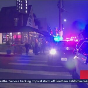 Dispute between 3 women in vehicle ends with deadly stabbing in Hollywood