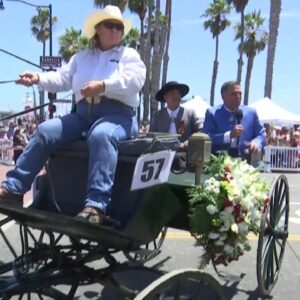 Thousands come out to see El Desfile Historical
