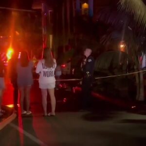 At least 6 displaced in Santa Barbara after fire in Beach City apartment complex