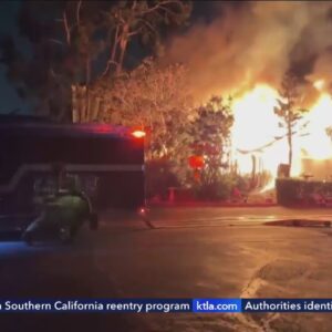 2 dogs killed in Seal Beach mobile home fire