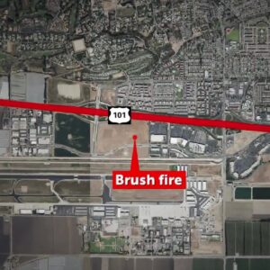 Brush fire burns near Home Depot, Camarillo Airport