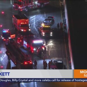Traffic snarled on 101 Freeway for second straight morning after violent crash 
