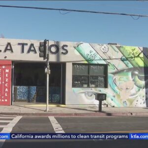 Thieves escape with thousands of dollars from popular L.A. taco shop