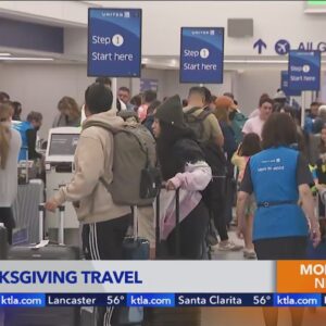 Thousands of travelers descend upon LAX as Thanksgiving travel ramps up