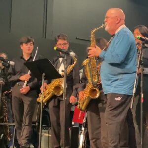 Jazz musicians mentor local high school students
